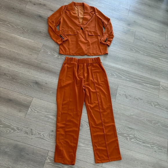 The Unbranded Brand Pants - NWT Womens Burnt Orange 2-Piece Slim Fit Suit Blazer & Pants Size L